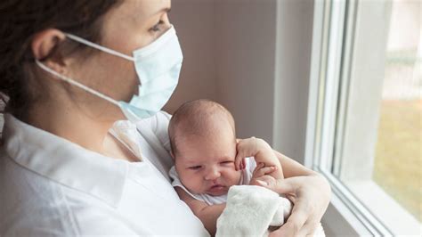 Un Estudio Reveló Que Los Bebés Nacidos En Pandemia Tienen Un