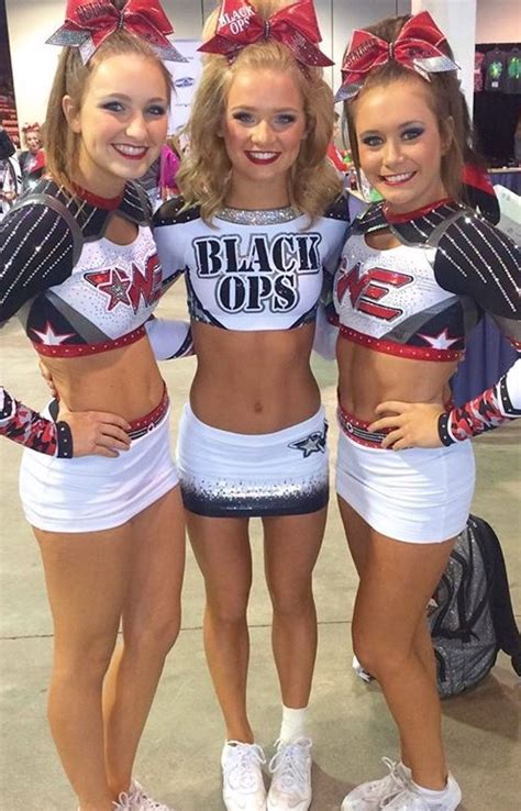 Ohheylookitsamy “ Woodlands Elite Cheer Company Generals 🔫 ️