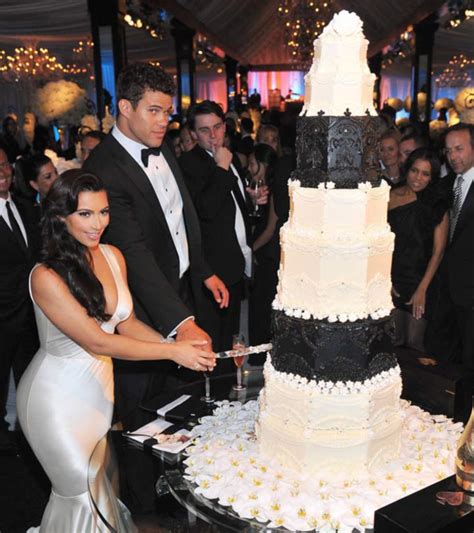 9 Extravagant Celebrity Wedding Cakes Chwv