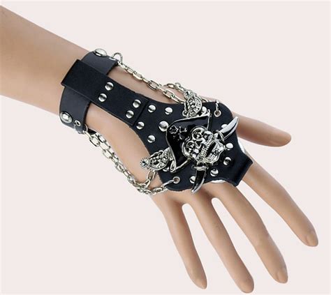 Handmade Unisex Cool Punk Rock Gothic Hand Glove Chain Link Wristband