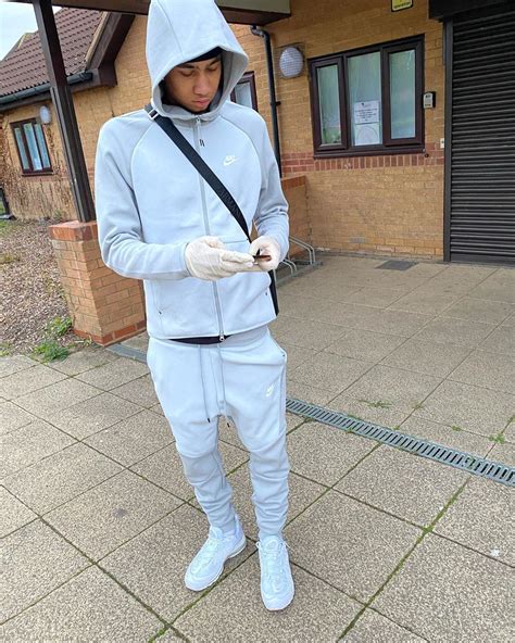 Tech Fleece Baby Blue