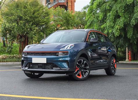 Lynk & co 06 (chinese: La marca de gama alta de Geely hizo su debut mundial ...