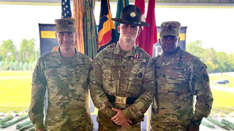 Fort Jackson Nco Is 2021 Drill Sergeant Of The Year Ausa
