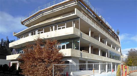 Privatkunden finden gute beratung und service bei der raiffeisenbank eg. RAIFFEISEN HAUS II - Architektengruppe P3