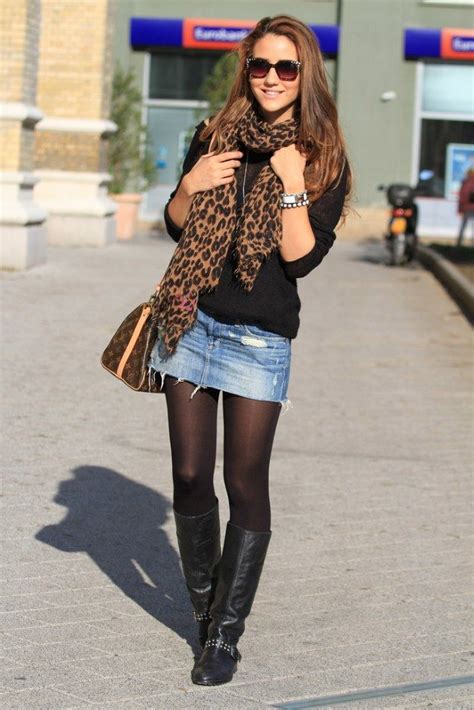 12 Effortlessly Chic Ways To Wear Tights This Fall Fall Fashion Tights Fashion Tights And