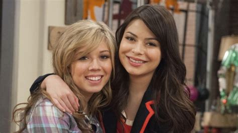The Actress Whose Career Tanked After Icarly Ended