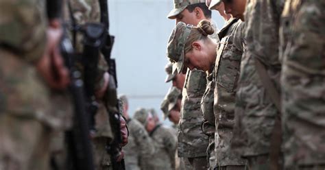 Suicide Bomber Kills 4 Us Military Members At Bagram Air Field Base