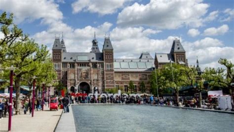 In central london, thousands of. NU | Protest op Museumplein vanwege situatie Venezuela ...