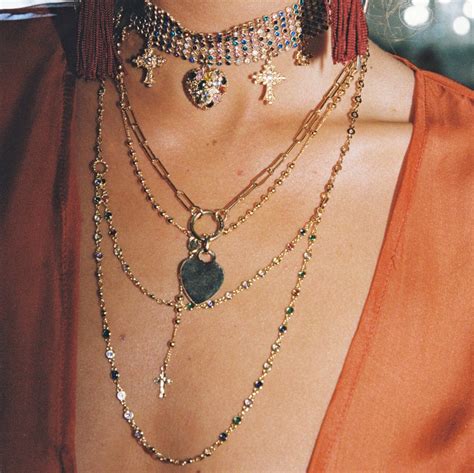 8 Jewelry Trends To Know In 2022 Chains Pearls And More Clothedup