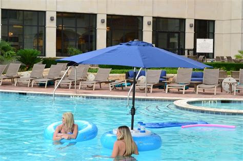 Floating Umbrella Ice Chest And Table Top Pool Umbrellas Backyard