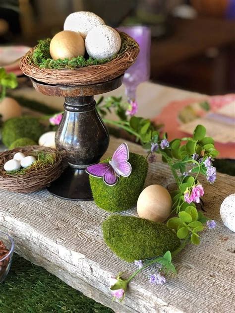 Amazing Bright And Colorful Easter Table Decoration Ideas 27 Homyhomee