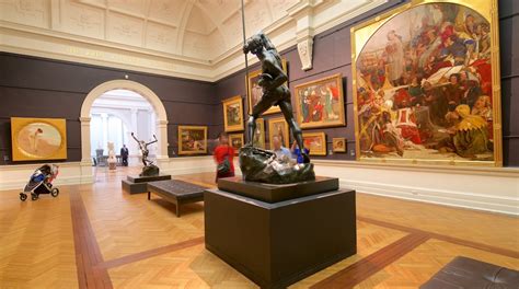 Visit Art Gallery Of New South Wales In Sydney Central Business