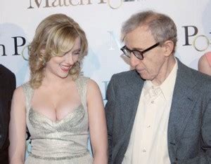 Woody Allen Staring At Scarlett Johanssons Boobs Urbasm