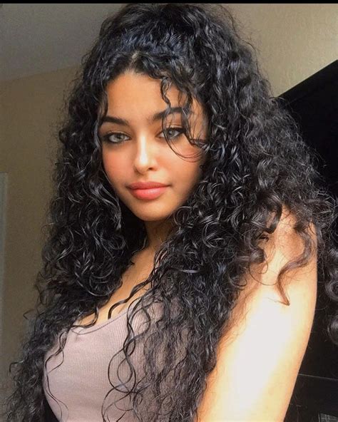 Saraahamadeh Curly Hair Latina Long Curly Hair Curly Girl Natural Hair Styles Long Hair
