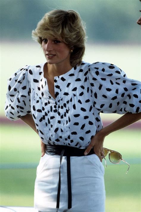 Diana Princess Of Wales A Life In Style In 2020 Princess Diana