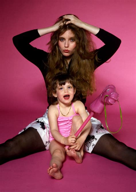 adorable photos of bebe buell and her daughter liv tyler in 1980 ~ vintage everyday