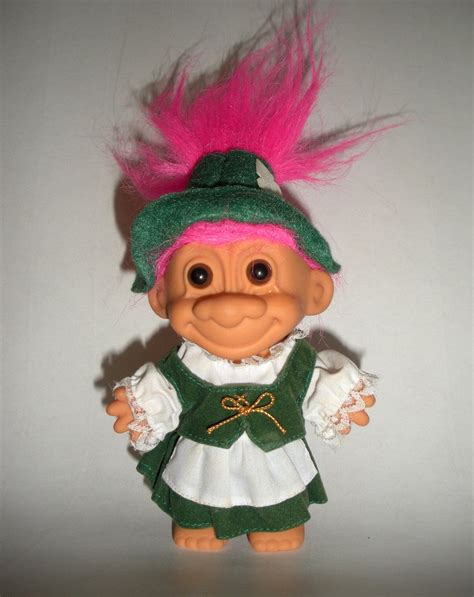 Russ Troll Doll Germany Around The World Pilgrim