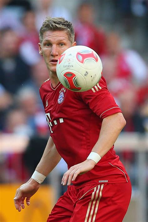 Bastian schweinsteiger bayern munich, bastian schweinsteiger manchester united sub now: Pin auf FC Bayern Munich