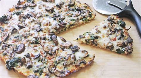 Spinach Mushroom And Bacon Pizza Low Carb Thm My Table Of Three My