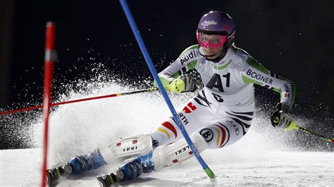 Flutlicht Slalom Höfl Riesch Verpasst Podest Sportmix Sportbildde