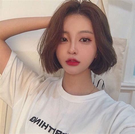 Pin By ~sakura∆ On Girls Ulzzang Korean Short Hair Asian Short
