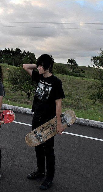 If A Guy Can Skate And Looks Like This Then I Probably Have No Chance With Cute Emo Guys