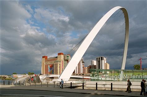 Gateshead Millenium Bridge Newcastle Upon Tyne C32910a 1 Flickr