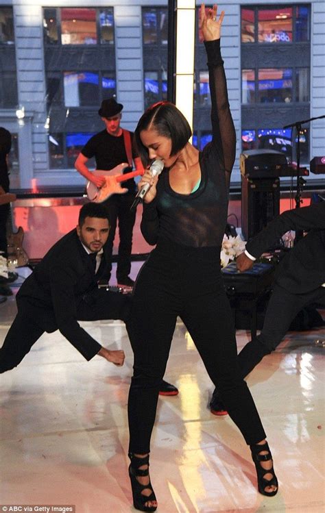 Daring Alicia Keys Performed On Good Morning America On Monday And