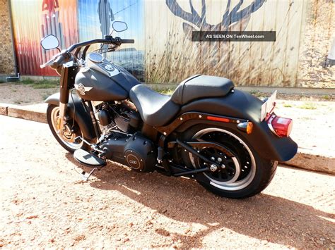 Recalling the ´hardtail´ choppers of the ´60s and ´70s, the fat boy® lo model keeps that heritage alive more than forty years later. 2012 Harley - Davidson Flstfb Softail® Fat Boy® Lo