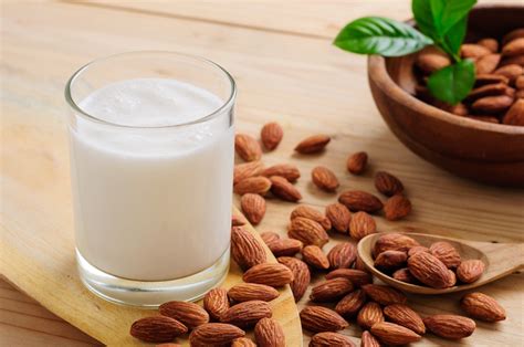 Almond Milk Nutrition And Benefits Live Science