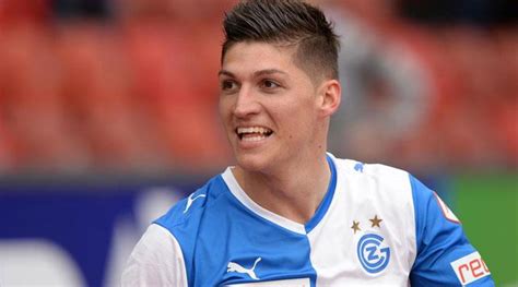 With his successful club and national football career, steven zuber has been listed in a massive earner footballer of swiss. fussball.ch - Steven Zuber springt ab - Transfers ...