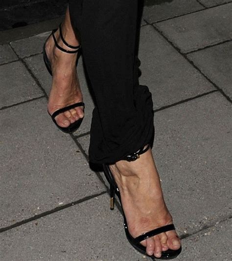 The Most Atrocious Toe Overhangs Of All Time Celebrity Feet Tom