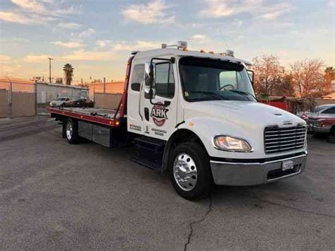 Freightliner M2 2012 Flatbeds And Rollbacks