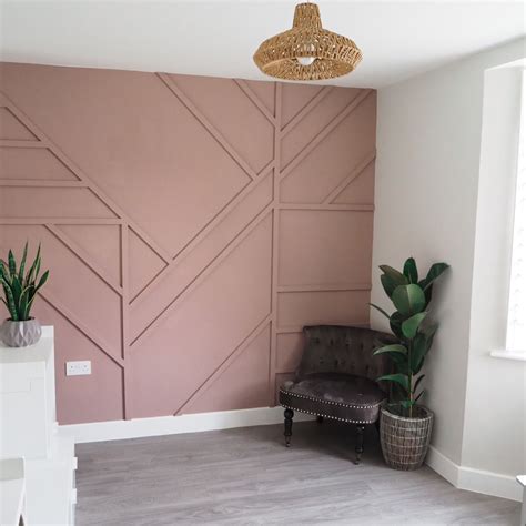 Diy Geometric Wall Panelling In Sulking Room Pink Panel Dinding Ide