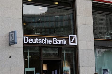 Deutsche Bank Suspected Of Facilitating Funds To Daesh In Iraq Middle East Monitor