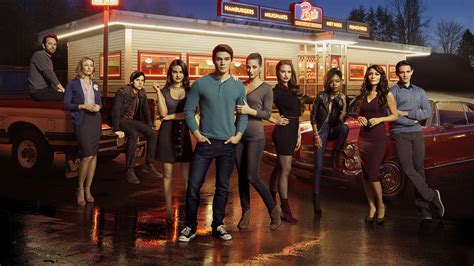 Riverdale Estreia 2ª Temporada Cidade Assombrada Em Cenas Da Season Premiere Minha Série