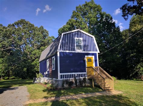Are there any hip roof plans for barns? Jason's 800 Sq. Ft. Barn Cabin!