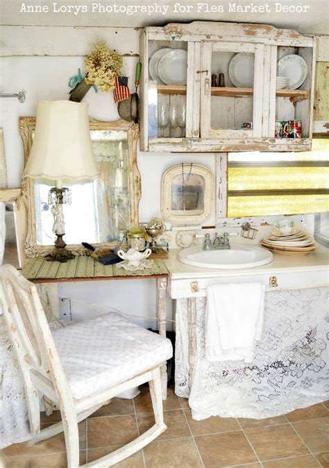 The market looks open on fridays, but this day is for wholesalers only. Hometalk | Shabby Chic Decor