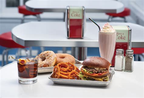 Royale Burgers And Beer Captures The Spirit Of A 1950s Diner Edify