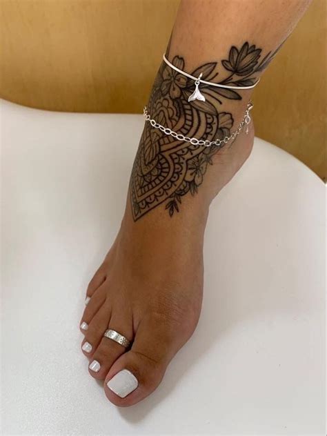 Foot Tattoo Ideas Foottattoos Toe Tattoos Tattoos Foot Tattoos Hot