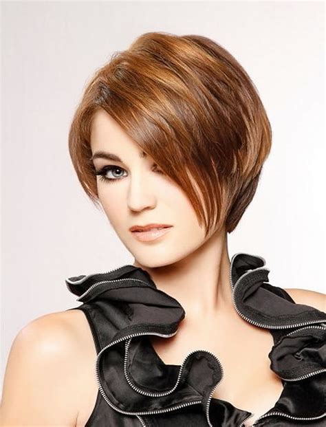 The short bob has been famous in one form or another for decades, but the modern bob is genuinely unique in its versatility and edgy style. 26 Long-Short Bob Haircuts for Fine Hair 2017-2018 - Page ...