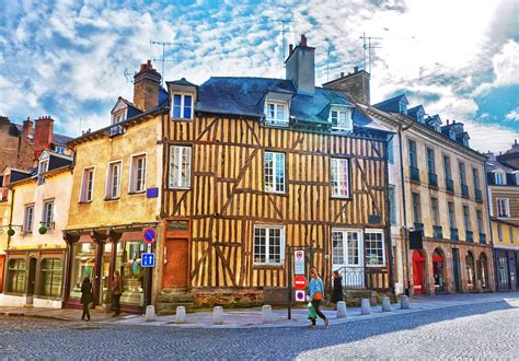 Rennes tourism rennes hotels rennes bed and breakfast. Rennes a le vent en poupe