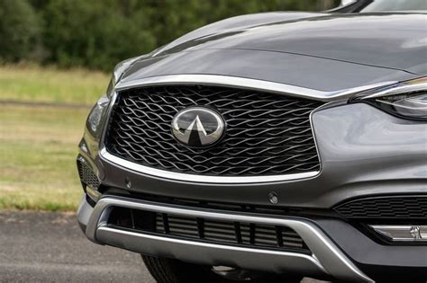 2018 Infiniti Qx30 Pictures 335 Photos Edmunds