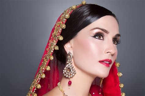 Basic Bridal Makeup Tips And Ideas That Every Bridal Must Know Expert