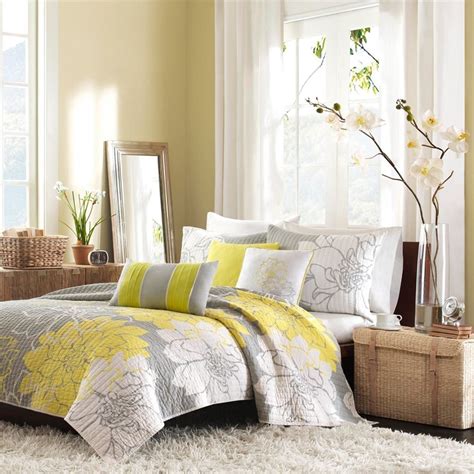 Get creative with your children's bedroom decorating. Gray and Yellow Bedroom with Calm Nuance - Traba Homes