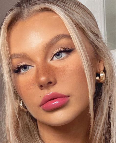 Instagram Bybrookelle In 2020 Pretty Makeup Makeup Looks Cute Makeup