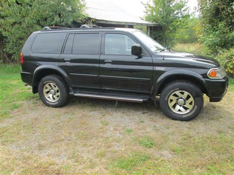 Parting Out 2000 Mitsubishi Montero Sport Limited