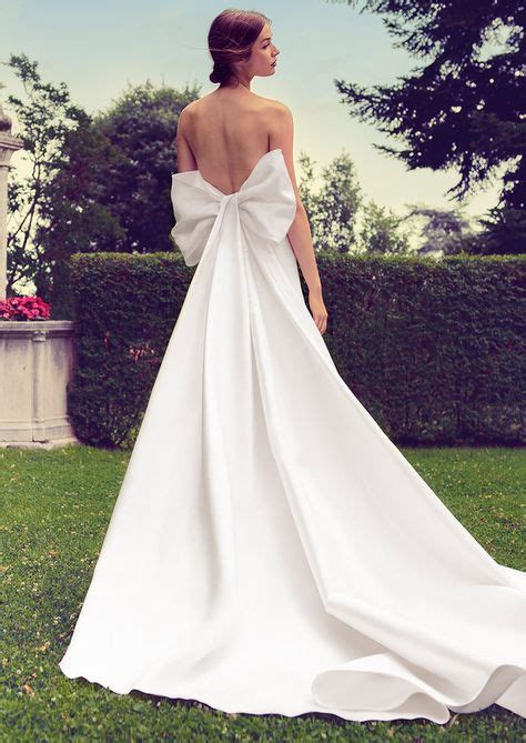 Strapless Wedding Dress In Silk Mikado With A Large Bow On The Back