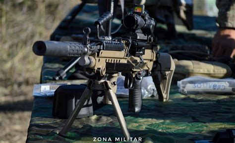 Oow M249p La Nueva Ametralladora De Las Tropas De Operaciones
