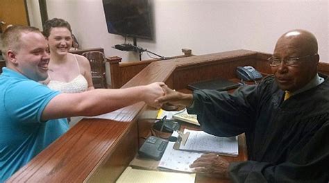 Judge Orders Man To Marry Girlfriend To Avoid Jail Time Youtube